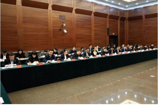 张军参加最高法办公厅党总支学习贯彻全国两会精神会议